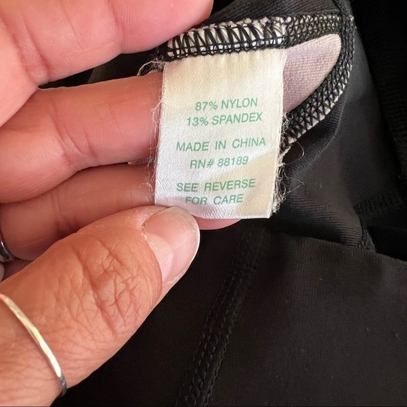 Lilly Pulitzer Yoga Capris Pink & Black Size XS - Picture 6 of 7